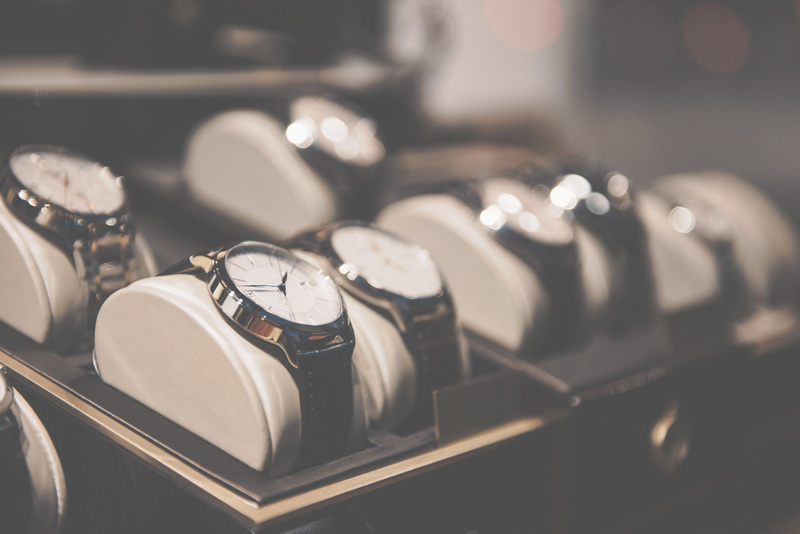 Warum individuelle Verpackungen für Uhren & Schmuck? Warum individuelle Verpackungen für Uhren & Schmuck?